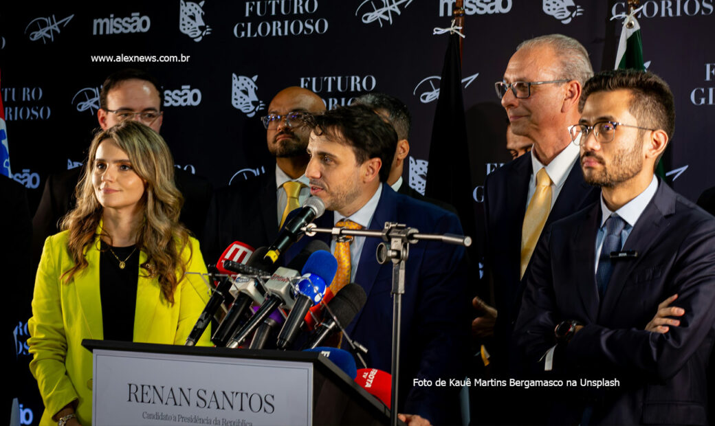 Alex News — Dossiê Renan Santos (Missão): trajetória, situação jurídica e o programa do candidato que nunca disputou uma eleição — Politica