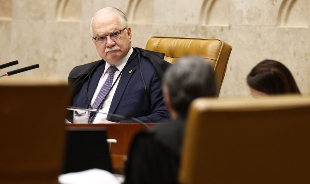 Alex News — Fachin tira de Moraes o inquérito das fake news, após 7 anos — Politica