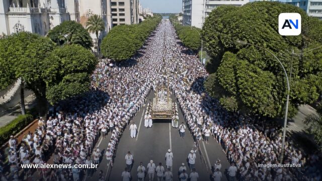 Círio de Nazaré sai às 7h de domingo; veja a programação
